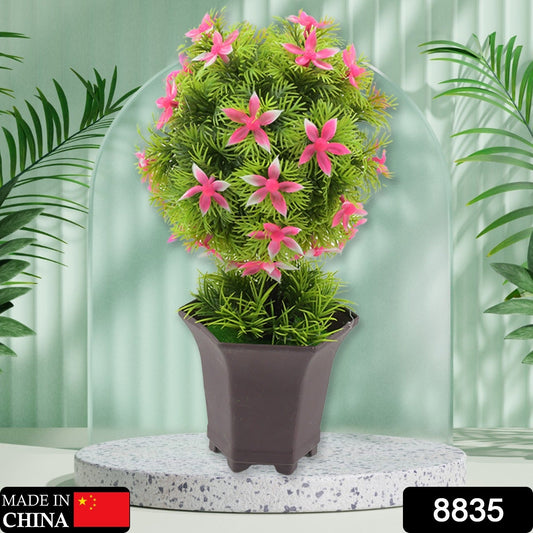 Artificial plant with pot