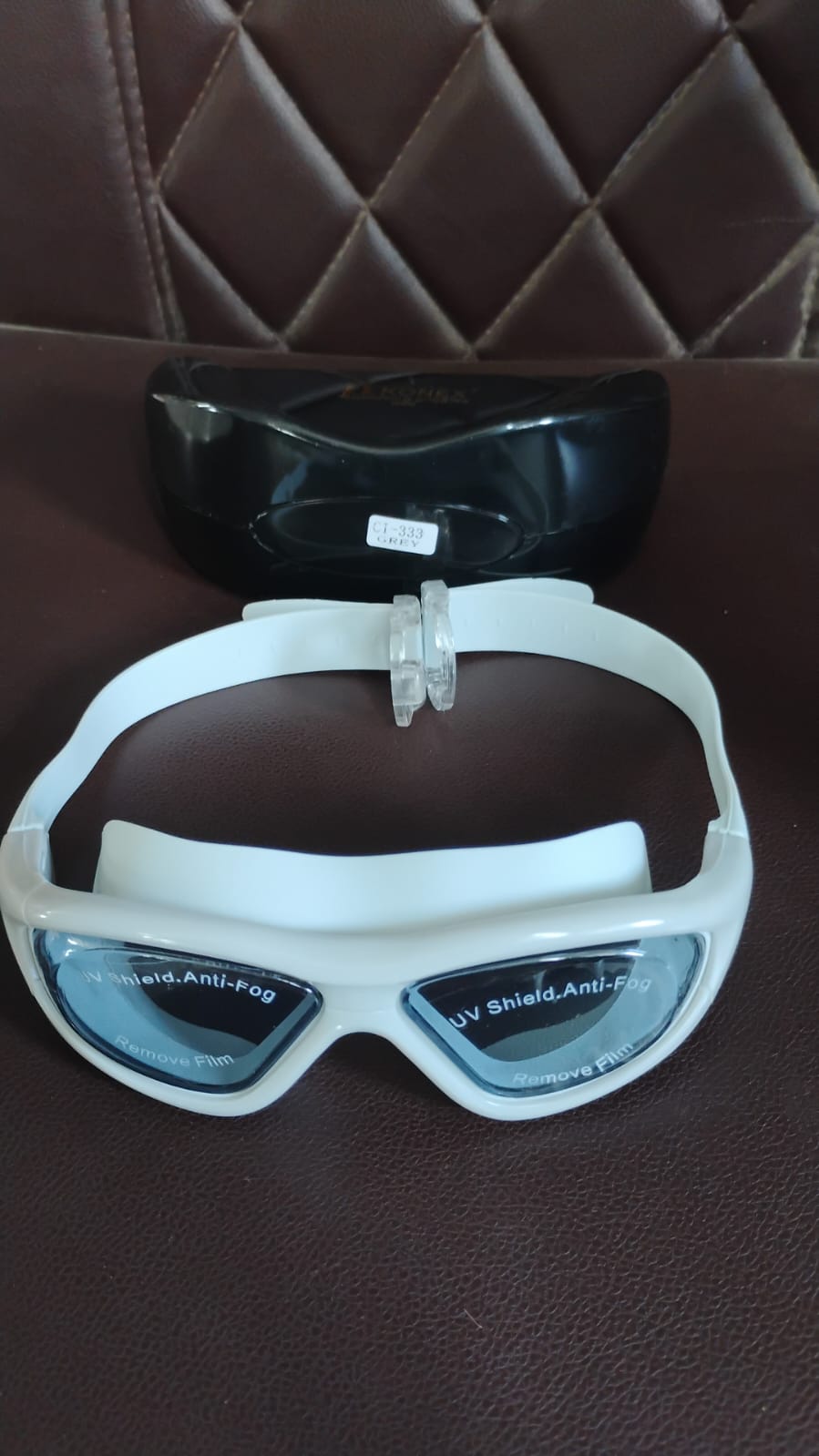 Konex Premium Wide Vision Swimming Goggles With protective hard case (1 Pc)