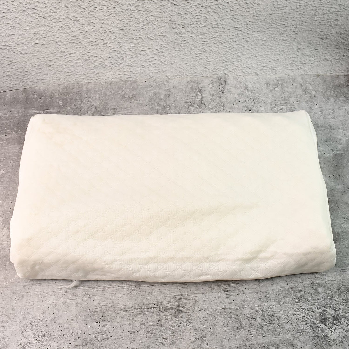 Premium Orthopedic Memory Foam Cervical Pillow (48x27CM / 1 Pc)