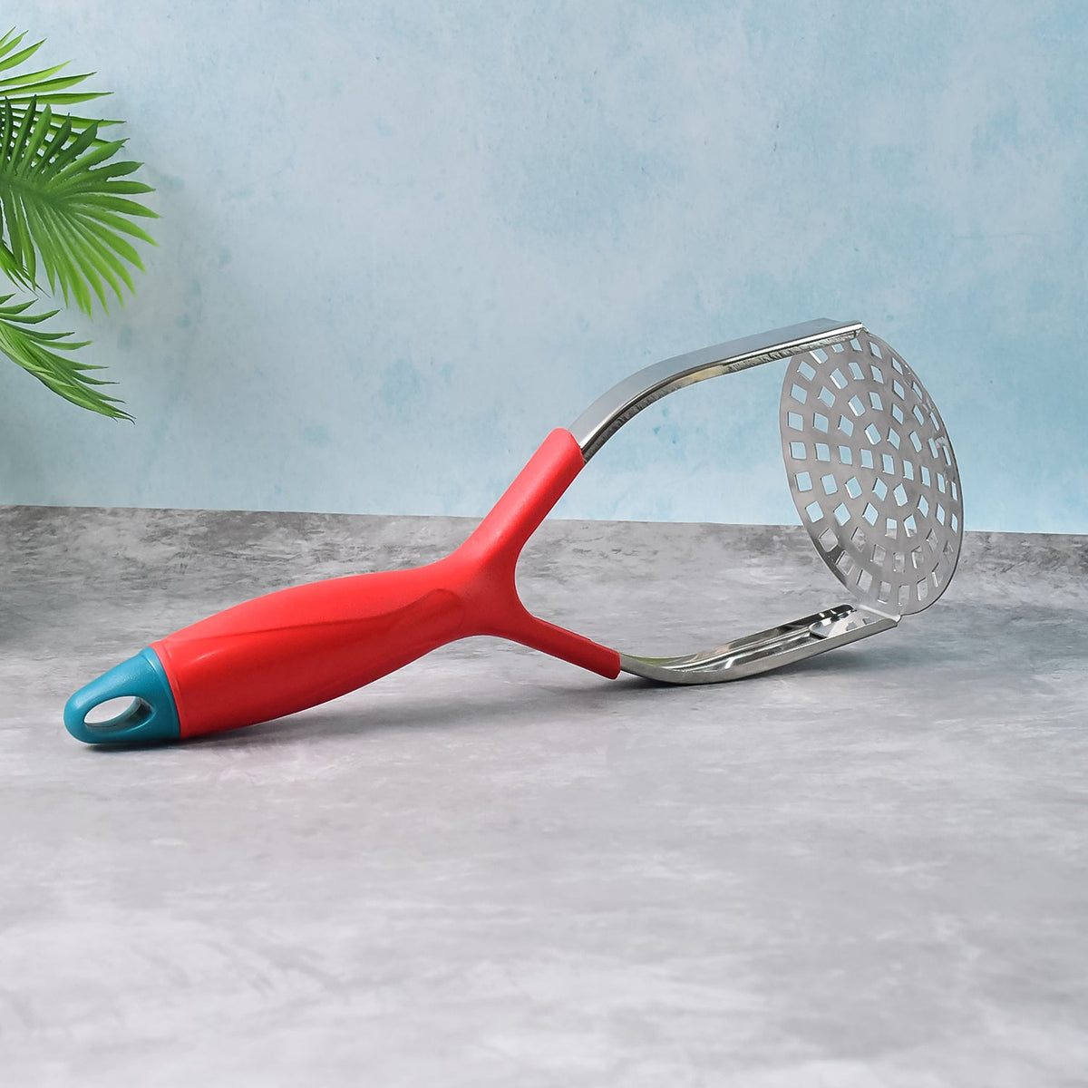 Supermom Kitchen Food Masher (1 Pc)