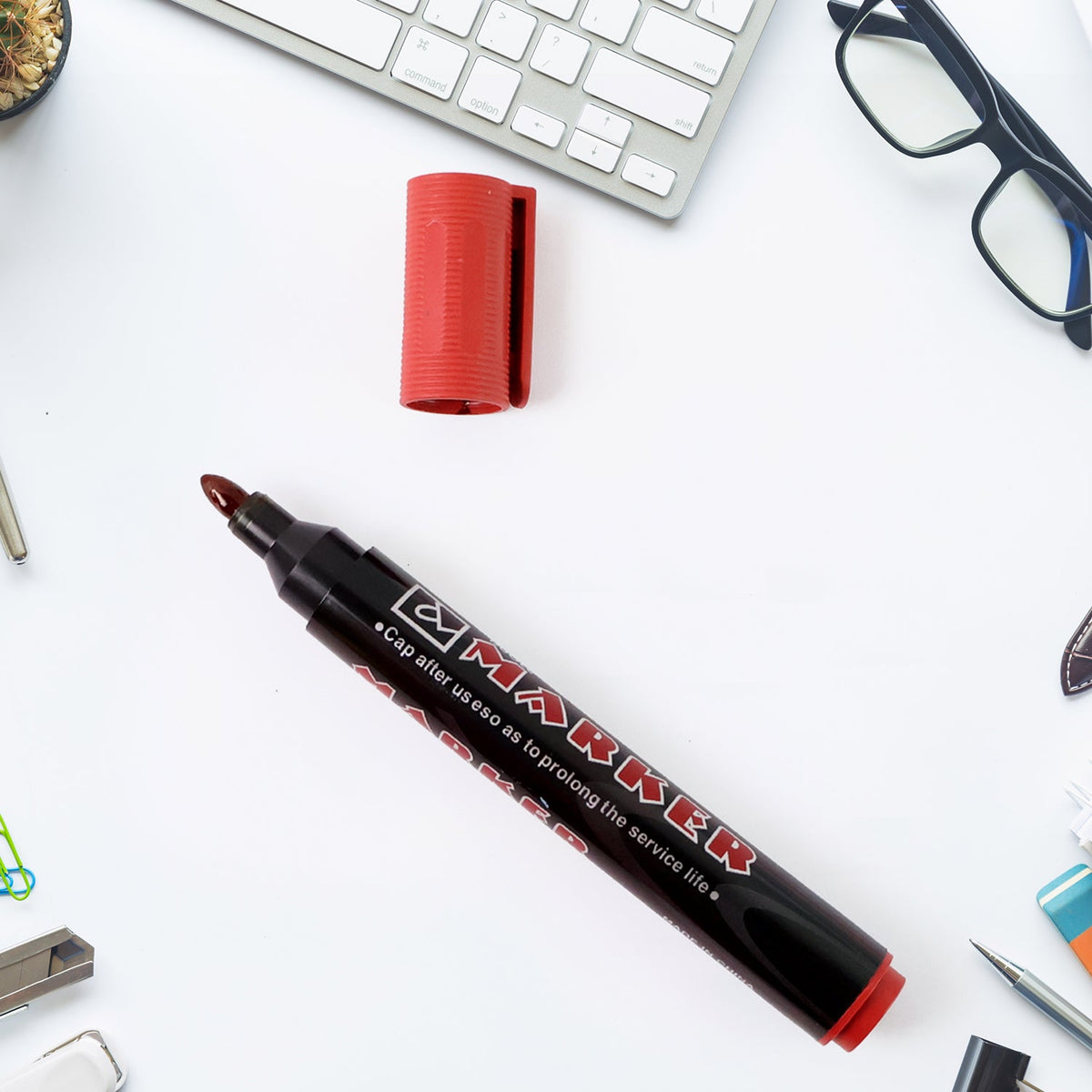 Marker Red Ink, Bold Tip, Quick-Dry Alcohol-BQased Marker (1 Pc)