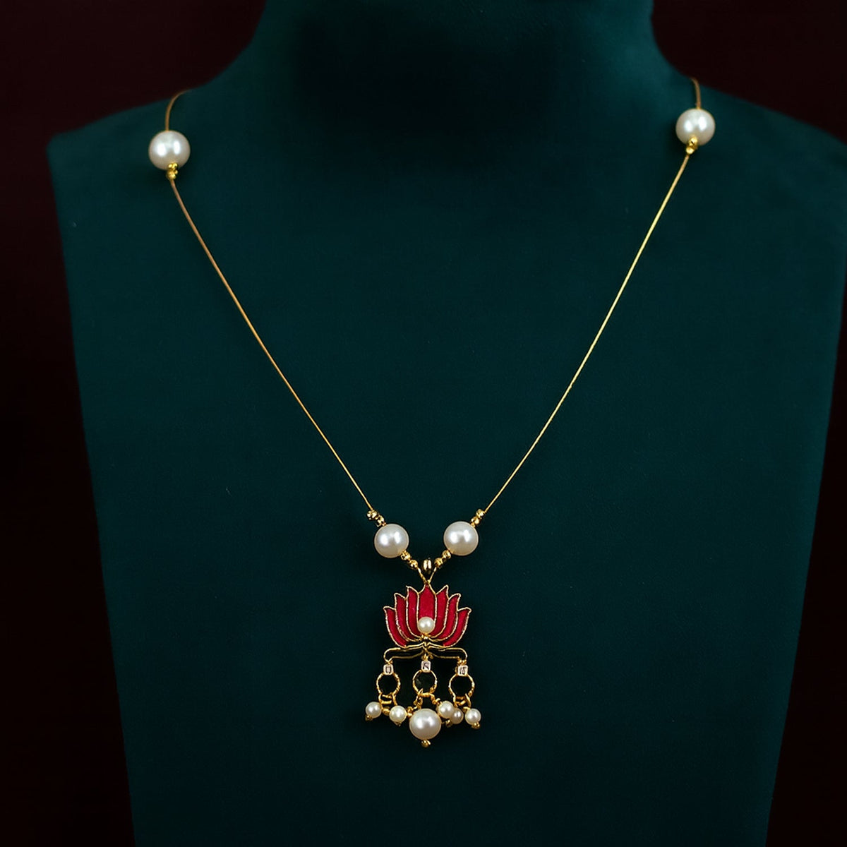 Traditional Lotus Motif Pendant Chain (1 Pc)