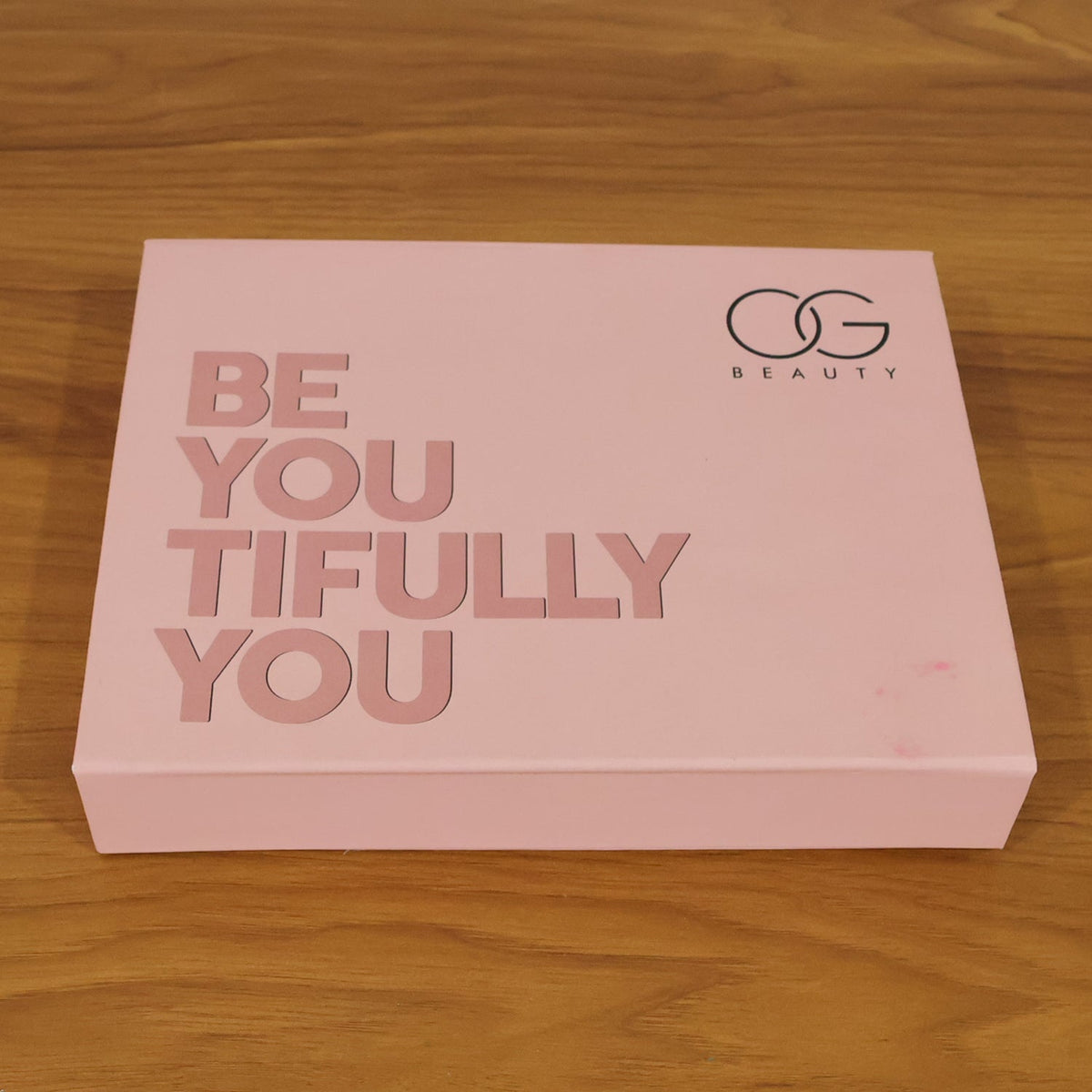 Gift set for makeup lovers