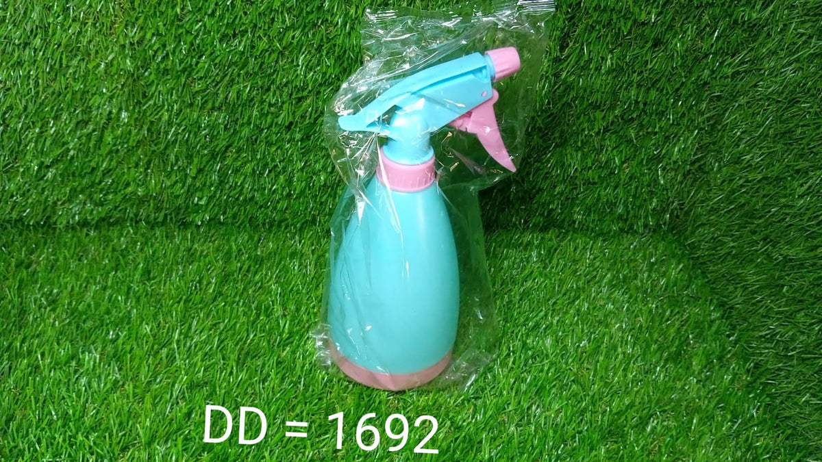 Home & garden spray bottle for various needs.