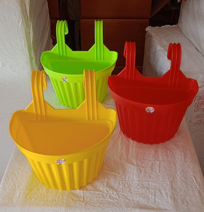 Multicolor Hanging Plastic Planters Orchid Relling , For Plantation,(1pc)