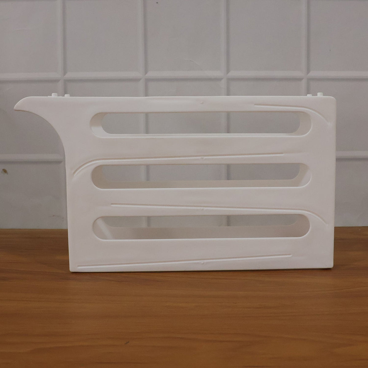 multi slot egg holder container,