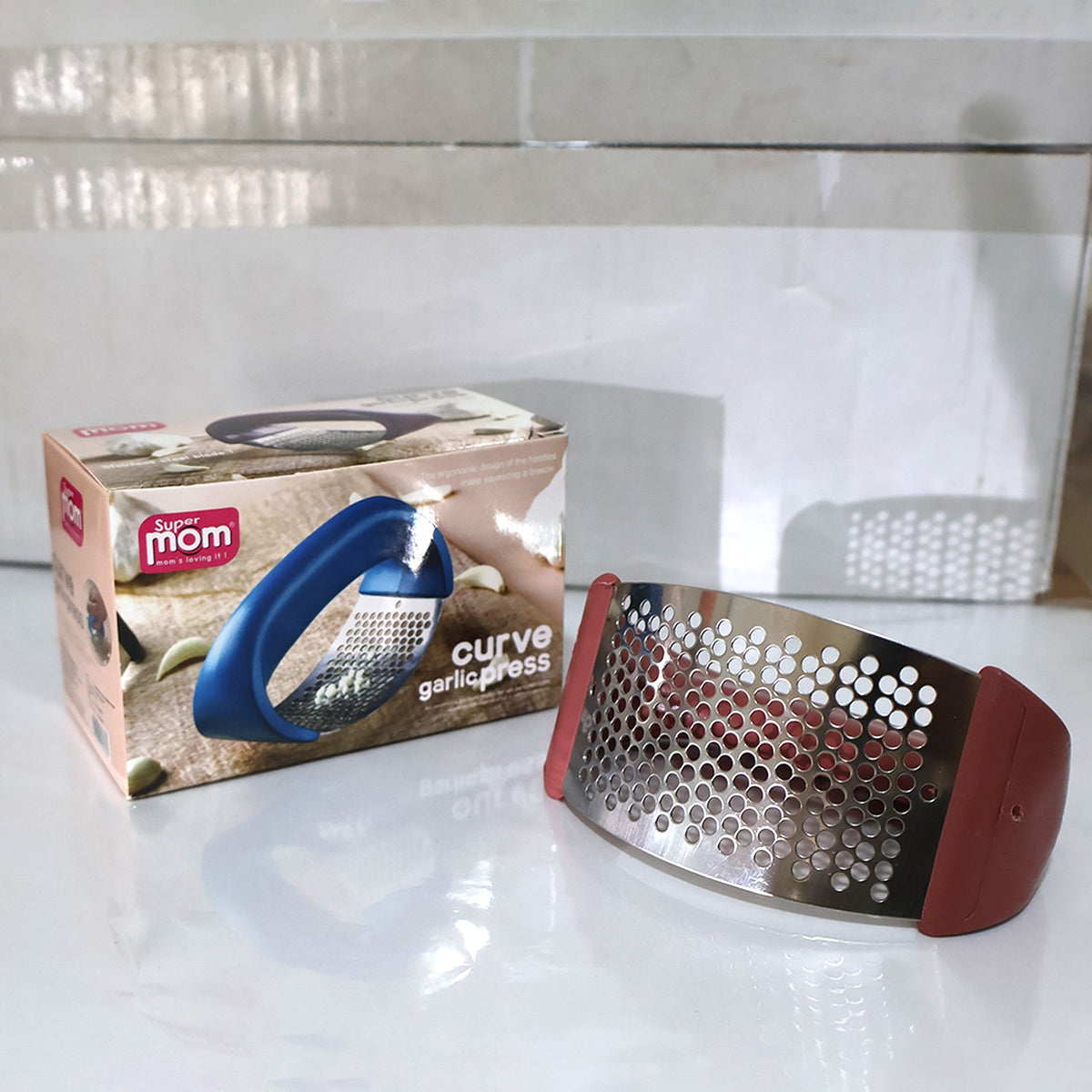 Supermom Premium Curve Garlic Press Crusher (1 Pc)