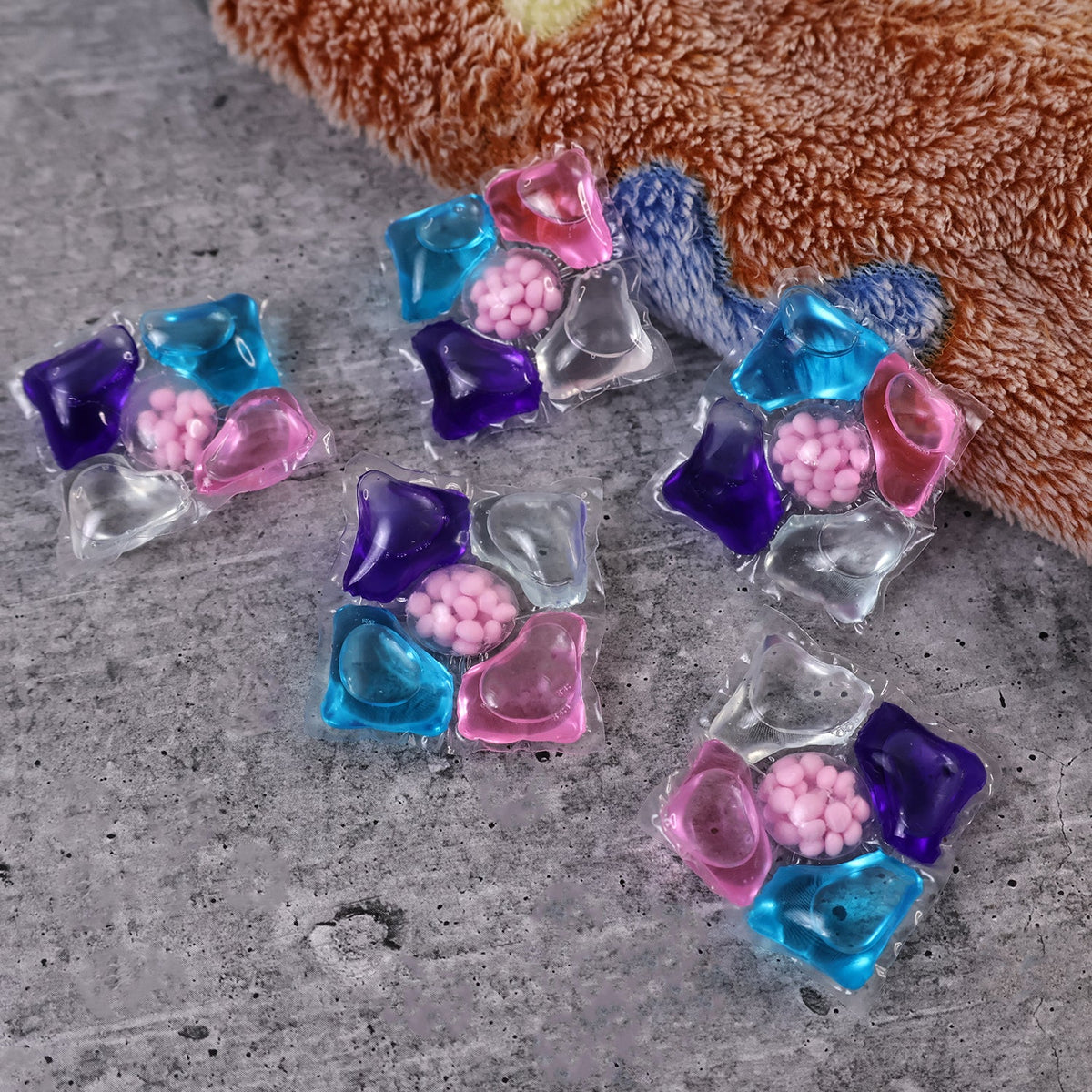 Premium Multi-Action Laundry Detergent Pods – 10 Piece (Set)